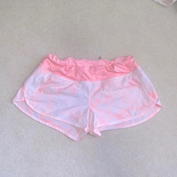 Lululemon Speed Shorts in Spray Dye Barely Pink Bleached Coral Size 8 - Picture 1 of 6